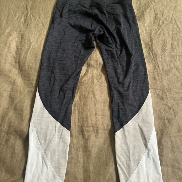 Outdoor voices techsweat 7/8 zoom leggings - Picture 2 of 4